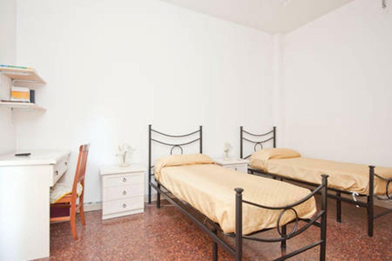 Alloggio Turistico P.Lodi Apartment Roma Exterior foto